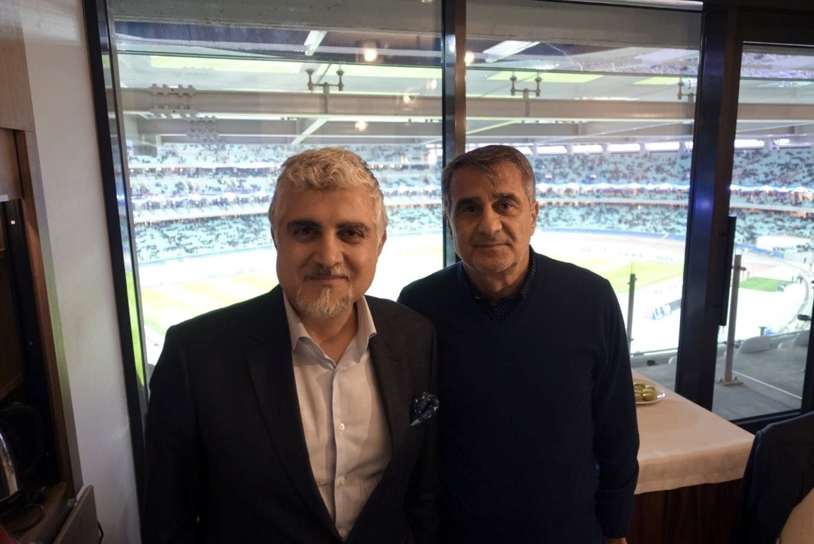 Karabağ’dan Ay-Yıldızlı koreografi