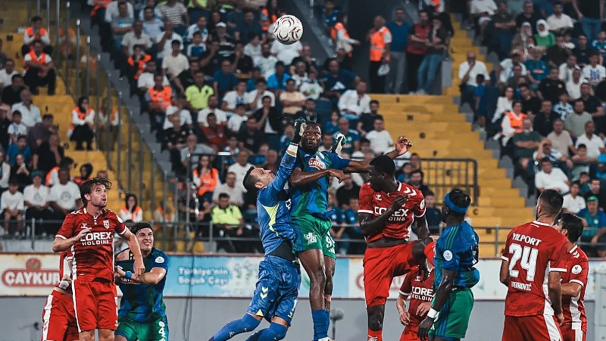 Samsunspor deplasmanda Çaykur Rizespor'u mağlup etti!