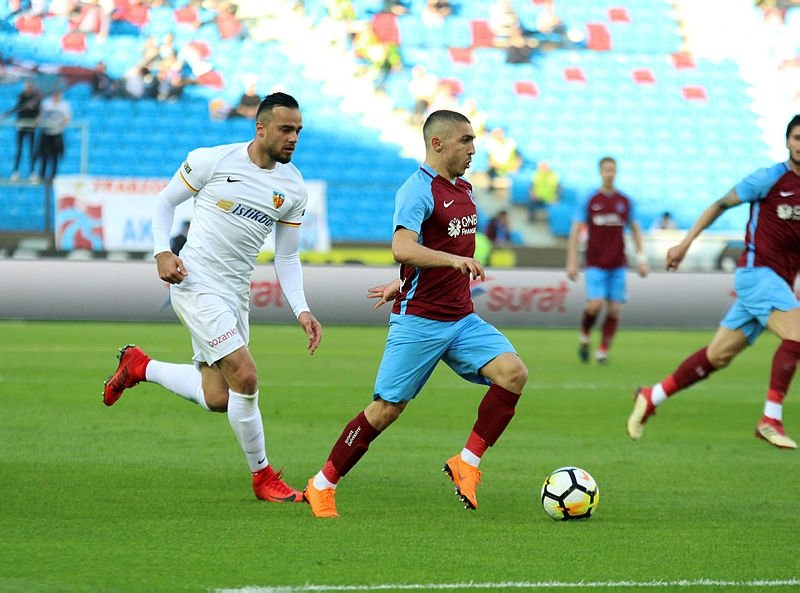 Türkiye’den Avrupa’ya transfer olması beklenen 11 futbolcu