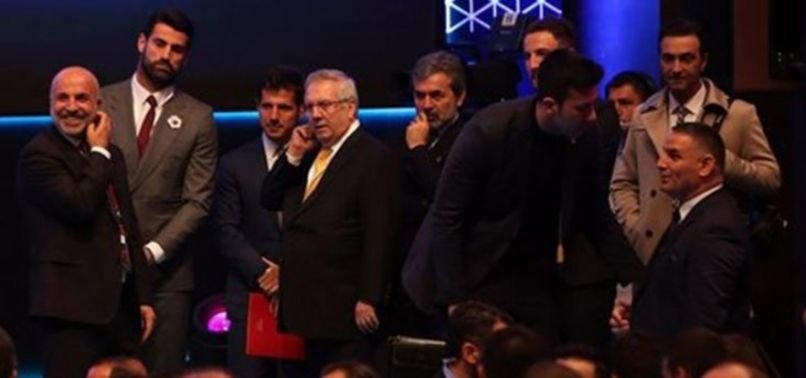 Fenerbahçe’den Emre Belözoğlu bombası!