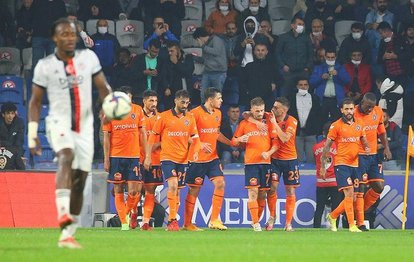 Başakşehir 3-2 Beşiktaş MAÇ SONUCU-ÖZET | Gol düellosunda kazanan Başakşehir!
