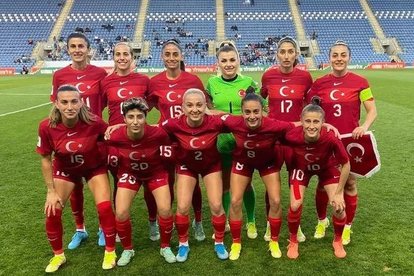 A Milli Kadın Futbol Takımı’nın kamp kadrosu açıklandı!