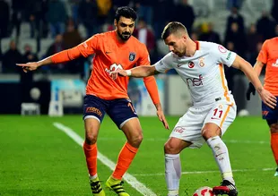 Lukas Podolski'den olay paylaşım