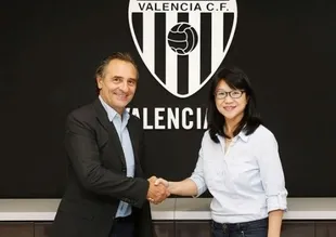 Valencia'nın yeni hocası Prandelli