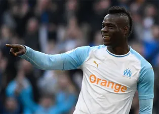 Galatasaray'dan Balotelli bombası!