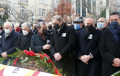 Eski Galatasaray Başkanı Selahattin Beyazıt son yolculuğuna uğurlandı