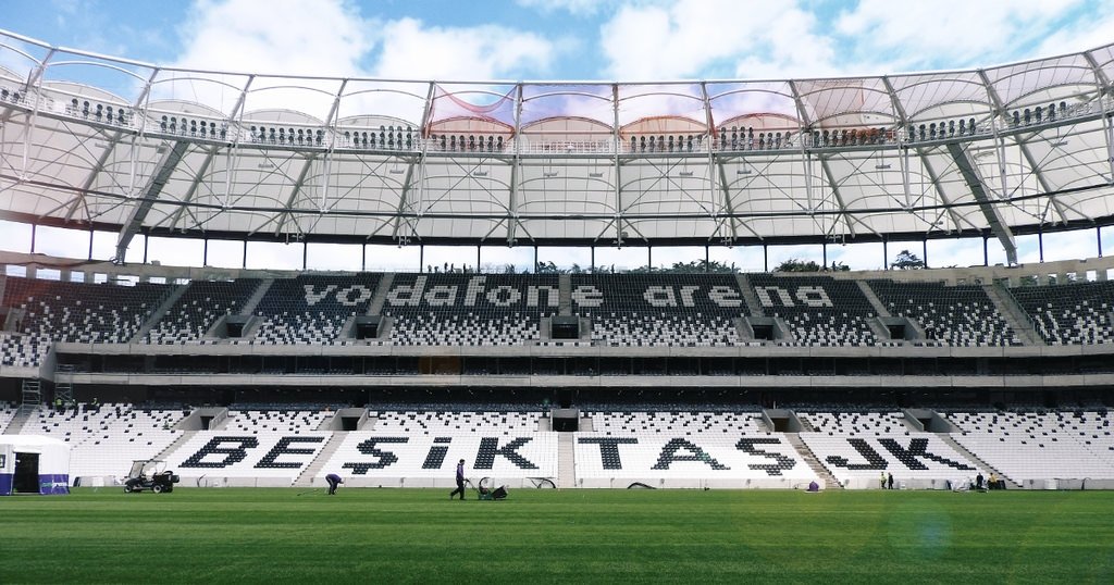 Vodafone Arena için dev proje