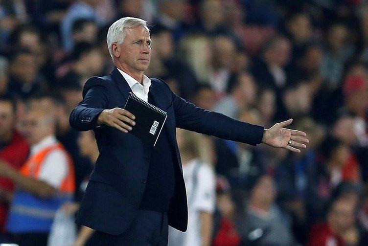 İşte Fenerbahçe’nin yeni hocası! O ismin yardımcısı Dinamo Zagreb maçında tribünde!