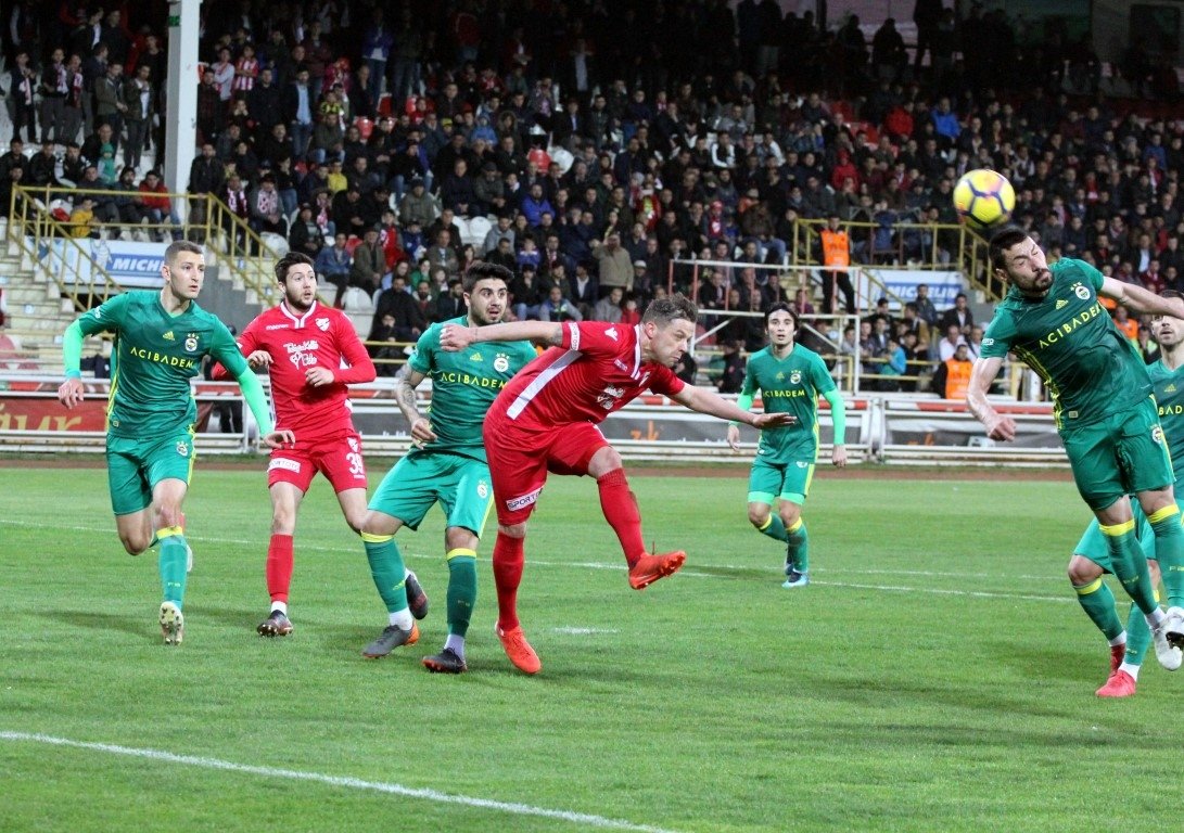 Boluspor, Fenerbahçe’yi farklı geçti