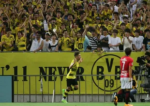 Liverpool, Emre Mor'a talip oldu