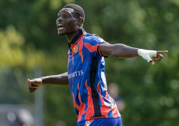 Galatasaray'dan stoper hamlesi!
