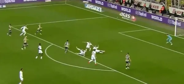 Fenerbahçe - Ankaragücü maçında Arda Güler'den müthiş hareketler! Alex de Souza'yı hatırlattı - 2