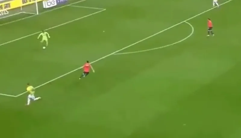 Fenerbahçe-Kasımpaşa maçında Harun Tekin'den büyük hata! - 2