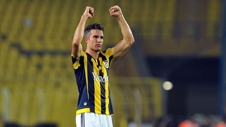 Van Persie ve Pereira krizi devam ediyor