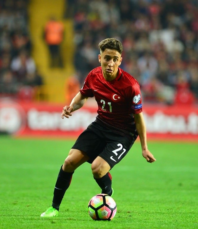 Emre Mor transferinde flaş gelişme!