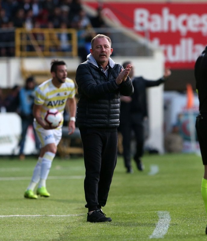 Beşiktaş Sergen Yalçın ile anlaştı