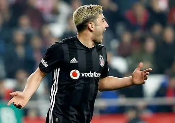 Alkışlar Güven'e