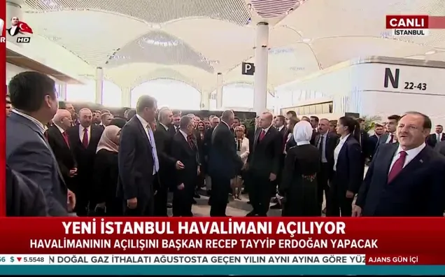Tarihi günde Khabib de İstanbul'da!
