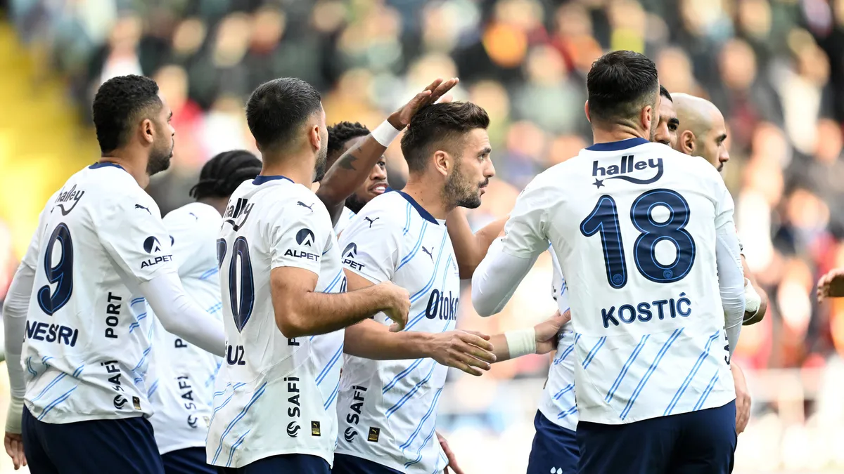 Kayserispor 2-6 Fenerbahçe (MAÇ SONUCU-ÖZET) Fenerbahçe, Kayseri'de şov yaparak kazandı!