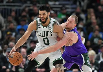 Boston lider Milwaukee’yi farklı geçti!