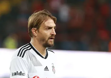 Caner Erkin için pusudalar! Sezon sonu...