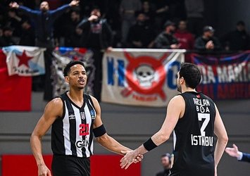 Irkçı pankarta şaka gibi ceza!