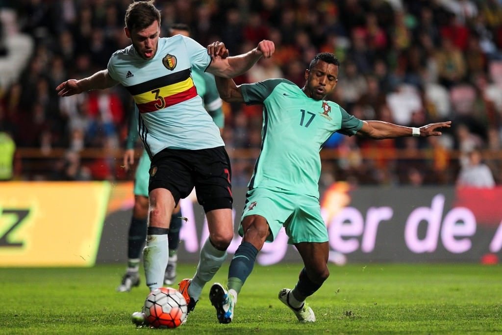 Galatasaray Lombaerts ile ilgileniyor