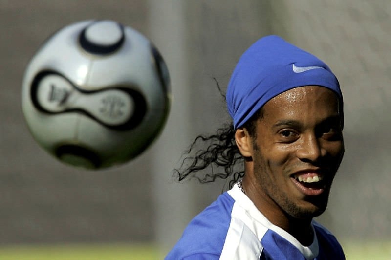 Ronaldinho, İstanbul’a geliyor