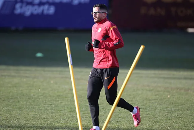 GALATASARAY HABERLERİ - Cimbom Omar'ın lisansını çıkarttı! - 1