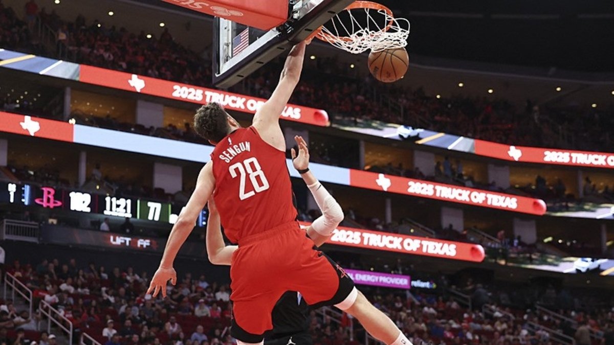 Alperen Şengün Houston Rockets'ı play-off'a taşıdı Alperen Şengün Houston Rockets'ı play-off'a taşıdı