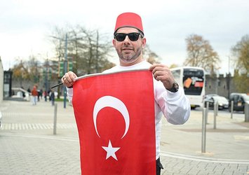 Cardiff'te A Milli Takım coşkusu!