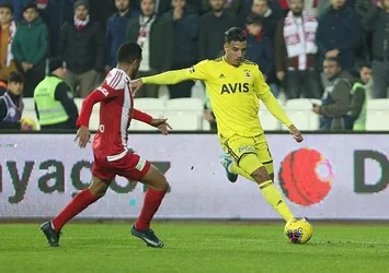 Sol bekte Nabil Dirar