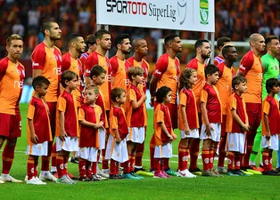 Galatasaray'da savunma krizi!