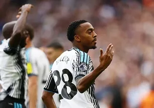 Beşiktaş Willock'tan vazgeçmiyor!