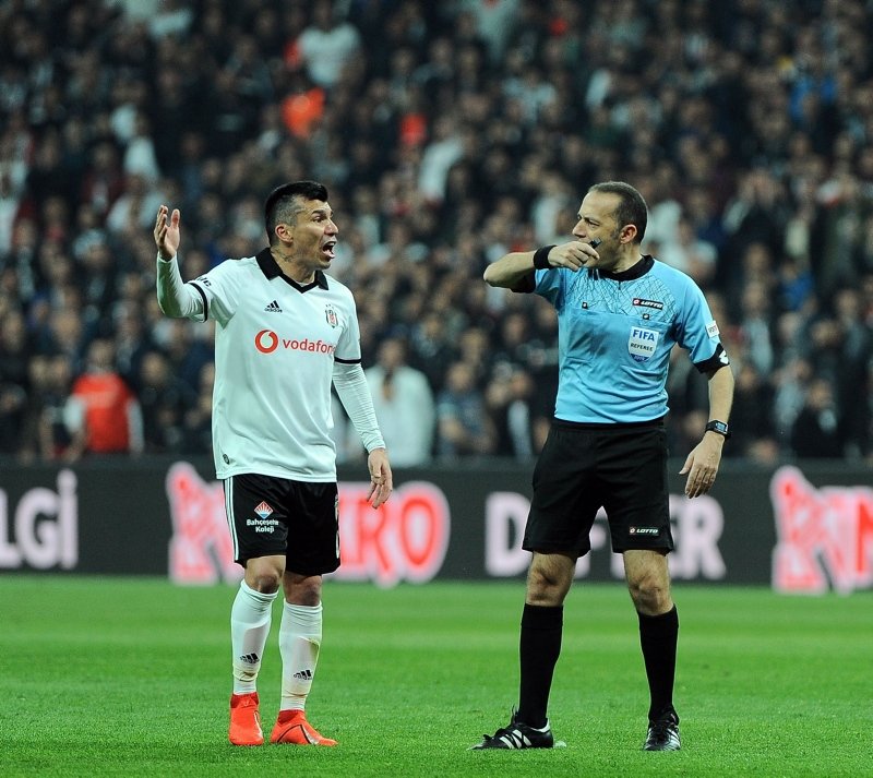 Beşiktaş - Başakşehir maçından kareler