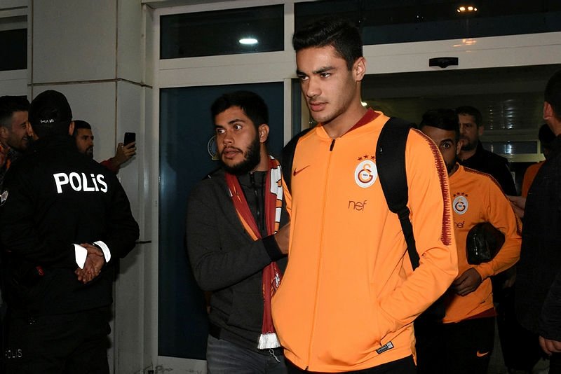 İtalyan devleri Ozan Kabak’ı istiyor