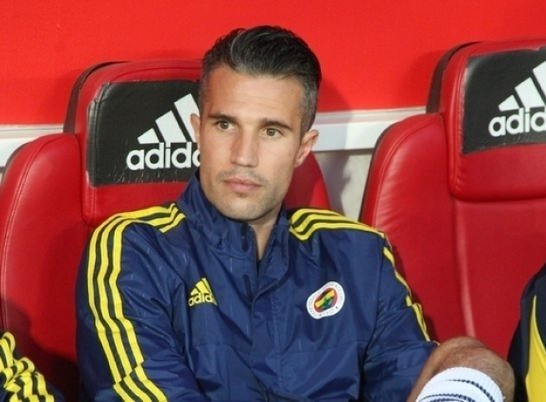Van Persie’nin kadro dışı bırakılmasına tepkiler