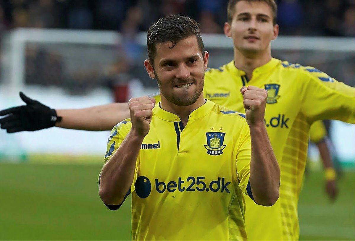 Fenerbahçe’de 4 transfer 2 ayrılık