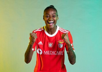 F.Bahçe'ye Benfica'dan forvet!