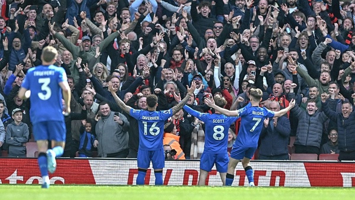 Arsenal'a evinde Bournemouth'a mağlup!