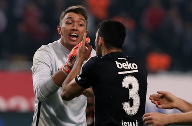 Galatasaray’da Muslera depremi