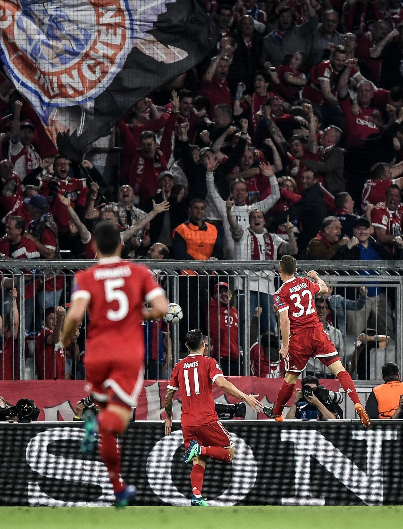 Real Madrid, Bayern Münih deplasmanından mutlu döndü