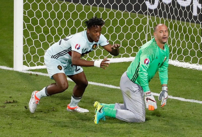 Galatasaray’a transferde büyük şok!