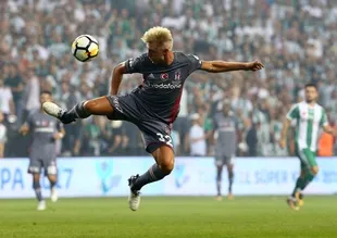 Andreas Beck resmen Beşiktaş'tan ayrıldı