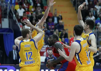 Çekişmeli mücadele CSKA Moskova'nın