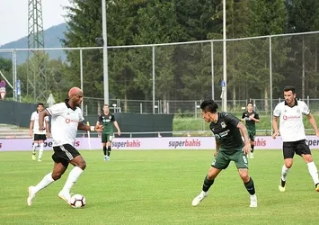 Beşiktaş kampı galibiyetle kapattı
