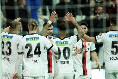 BEŞİKTAŞ HABERİ - Valerien Ismael raporu verdi! Kartal’da o isimler yolcu
