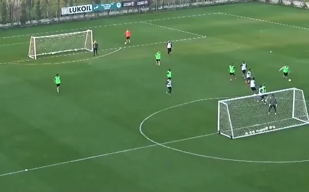 Sergen Yalçın'dan antrenmanda klas gol