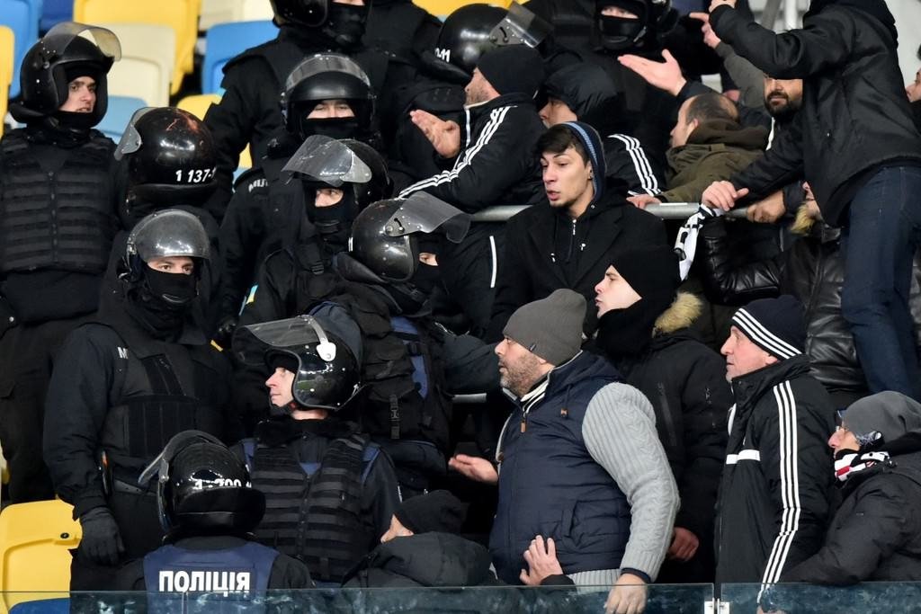 Beşiktaş taraftarını bıçaklayıp serbest kaldılar