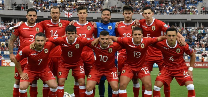 A Milli Futbol Takımı'nın rakiplerini tanıyalım! 2 polis, 1 itfaiyeci ve 1 gümrük memuru